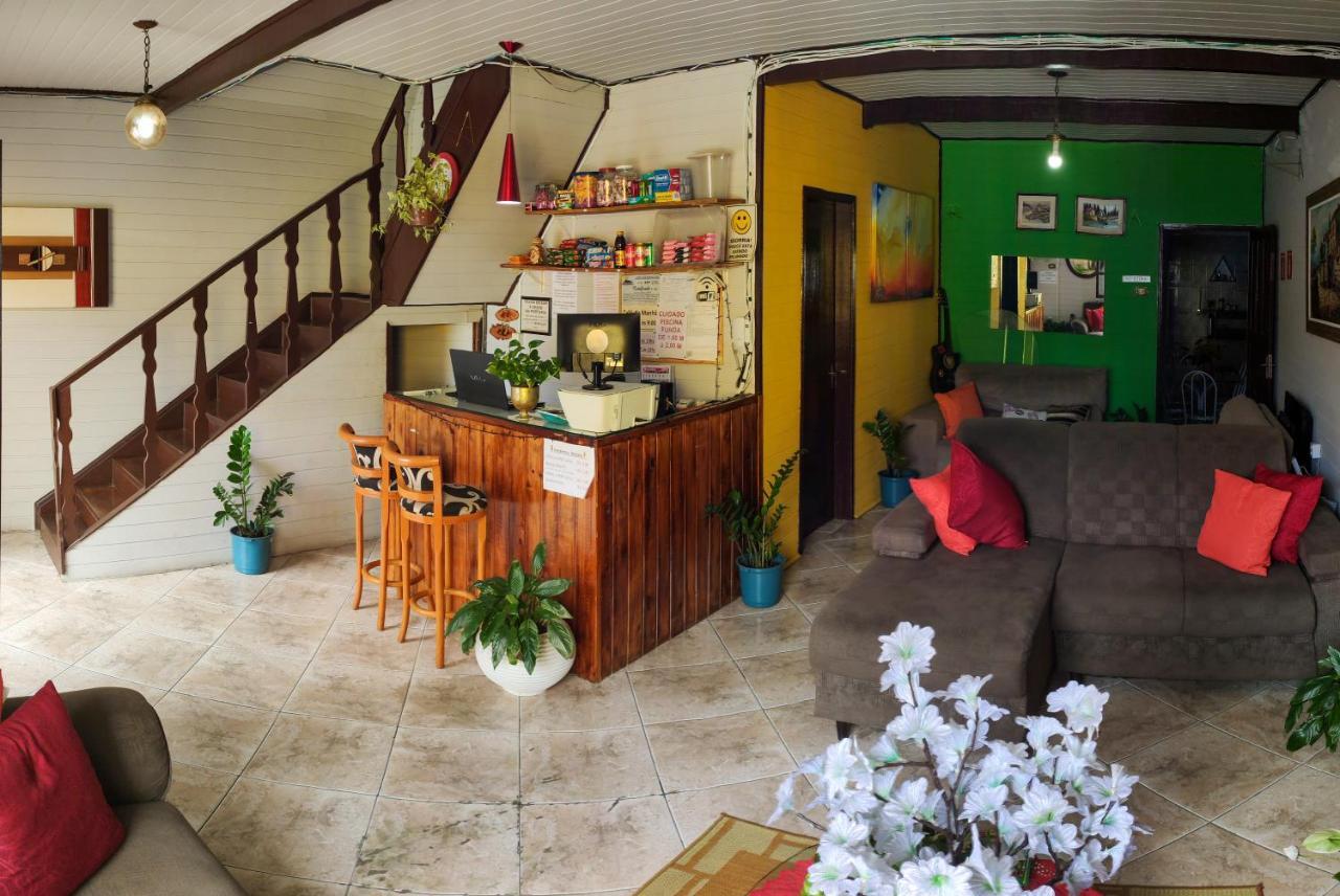 Pousada Alojaki Hostel Praia Grande  Bagian luar foto